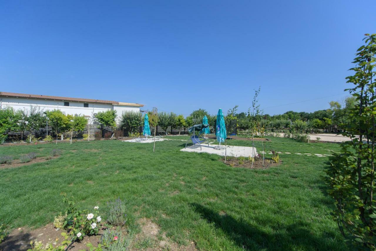 Los Anghelos Vama Veche Exterior photo